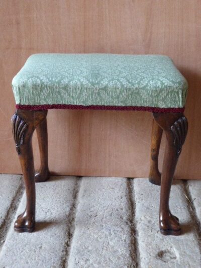 19th century walnut stool with trifid feet - Image 2