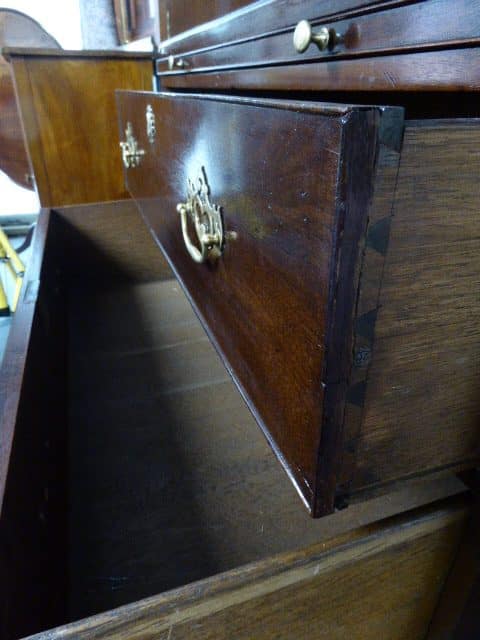 George II mahogany chest of drawers – circa 1735 chest of drawers Antique Chest Of Drawers 8