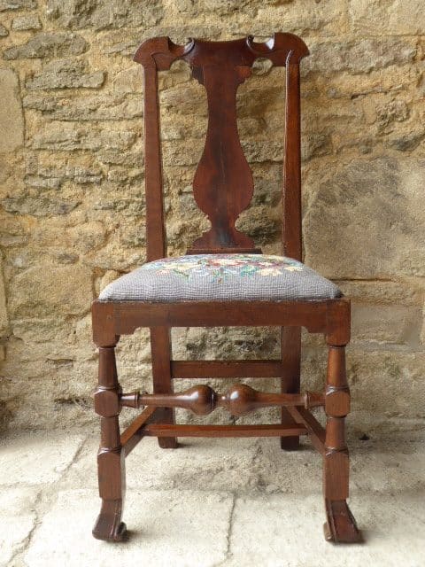 Early 18th century walnut chair circa 1720 Georgian Antique Chairs 7