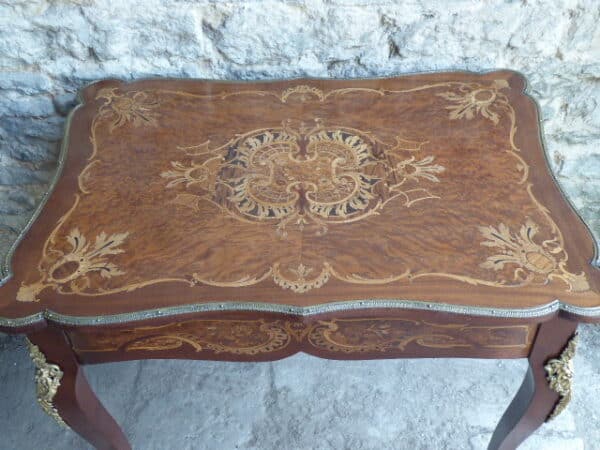 Walnut and marquetry side table with ormolu mounts circa 1870 - Image 5