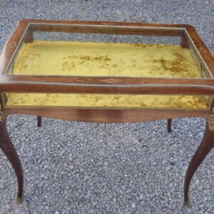 Kingwood and ormolu bijouterie – mid 19th century bijouterie Antique Tables