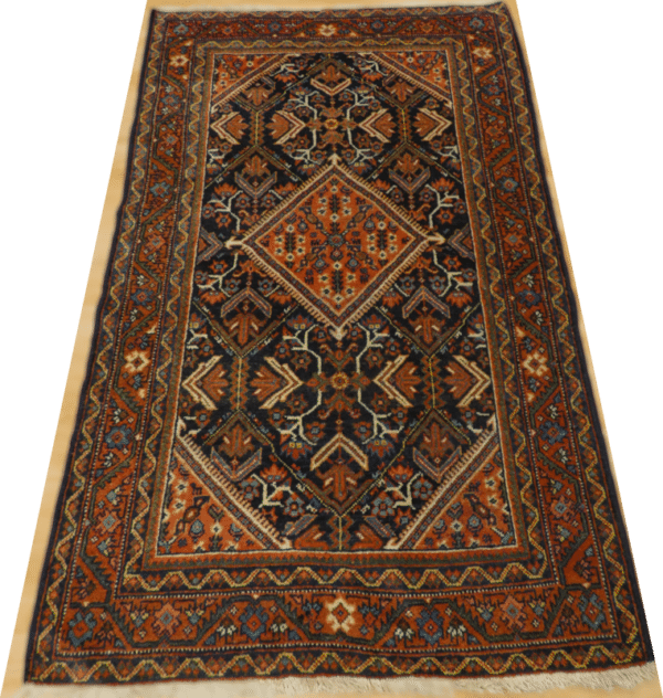 MAHAL 203cm x 124cm
