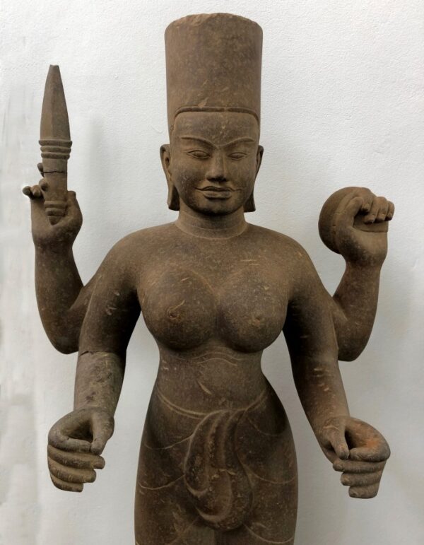 K0454 KHMER DURGA MAHISHASUARAMARDINI, SAMBOR PREI KUK, SANDSTONE angkor Antique Sculptures 5