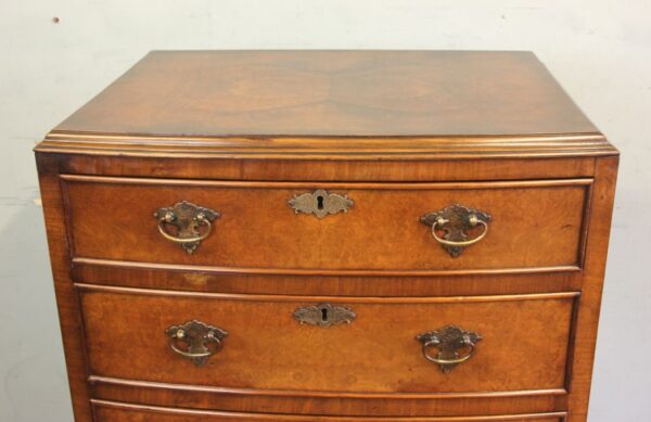 Antique Burr Walnut Bow Fronted Chest of Drawers - Image 5