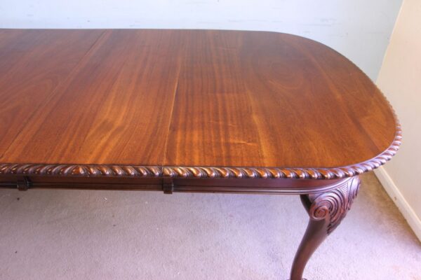 Antique Mahogany Extending Dining Table - Image 3
