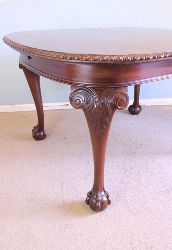 Antique Mahogany Extending Dining Table - Image 6