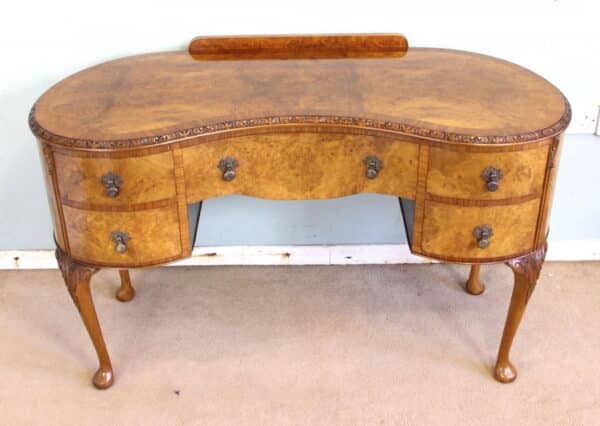 Burr Walnut Writing Desk / Dressing Table Antique Antique Desks 11