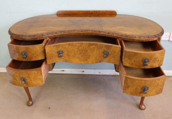Burr Walnut Writing Desk / Dressing Table Antique Antique Desks 14