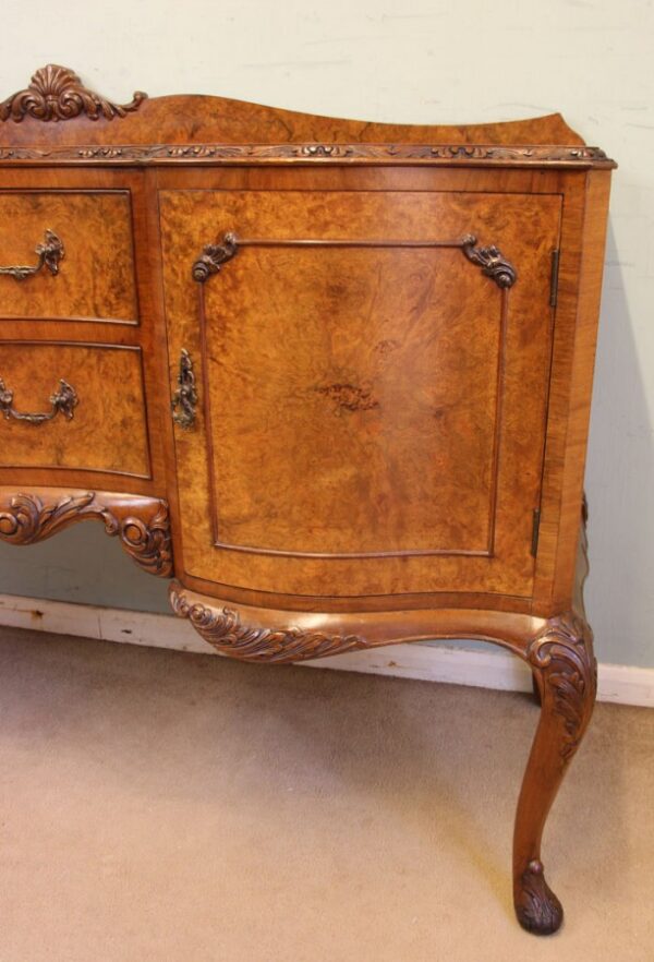 Antique Quality Burr Walnut Serpentine Front Sideboard - Image 4