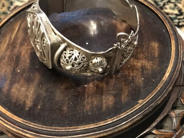 Russian Victorian solid silver bracelet - Image 2