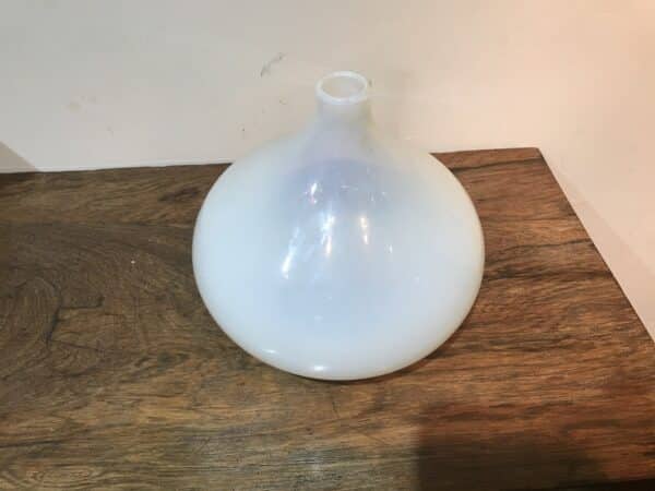 French art form glass vase Antique Glassware 4