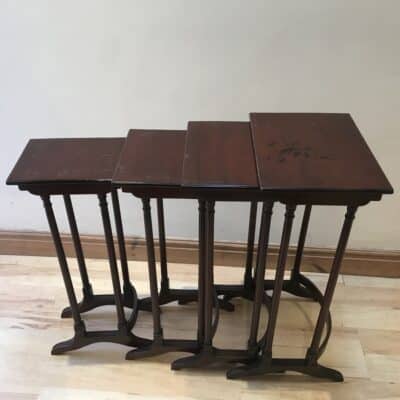 Edwardian nest of graduated wine tables, set of four in quality mahogany - Image 6