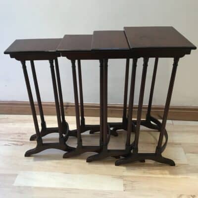 Edwardian nest of graduated wine tables, set of four in quality mahogany Antique Furniture 11