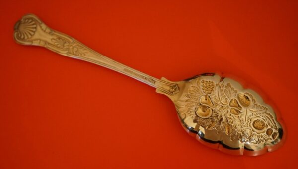 A Large Victorian E P N S Berry Spoon With Gilded Bowl – Collectable item Bone Handle Fish Servers Antique Silver 7