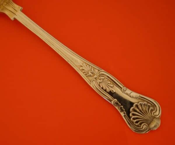 A Large Victorian E P N S Berry Spoon With Gilded Bowl - Collectable item - Image 6