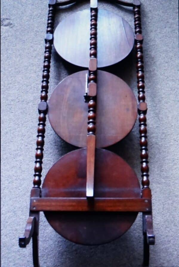 Circa 1880 - 1910 - An Ornate Antique Solid MAHOGANY 3 Tier CAKE DISPLAY STAND - Image 4