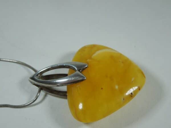 Butterscotch Amber & Silver Pendant - Image 3