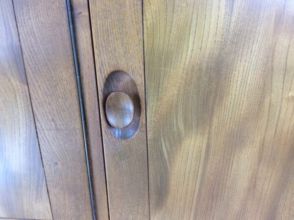 Ercol Windsor Sideboard - Image 4
