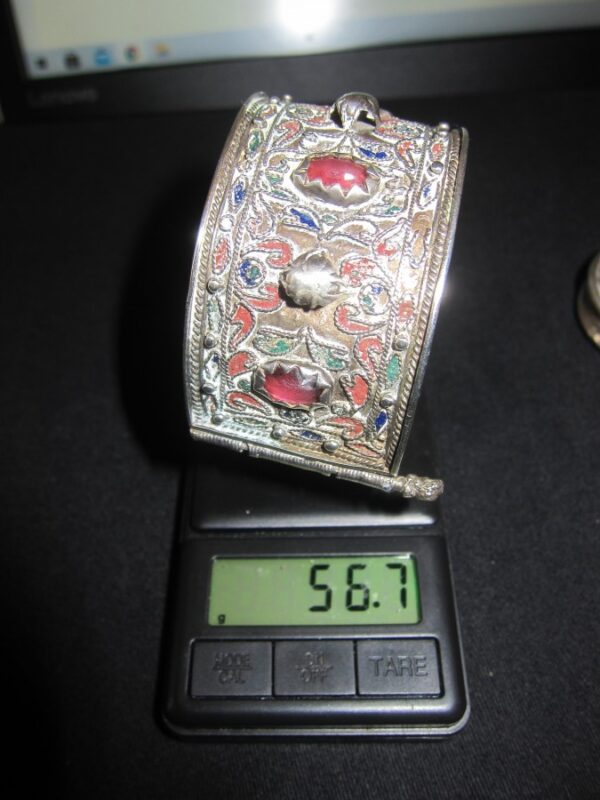 19th Century Asiatic Solid Silver Bracelet/56.7grms - Image 5