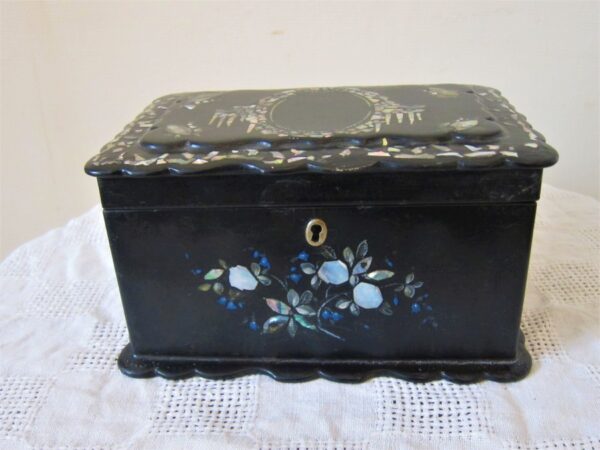 Antique Mother of Pearl & Papier Maché Tea Caddy inlaid Antique Boxes 3