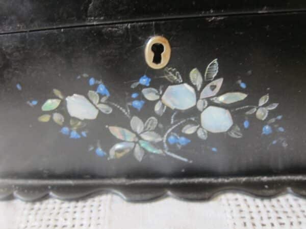 Antique Mother of Pearl & Papier Maché Tea Caddy inlaid Antique Boxes 5