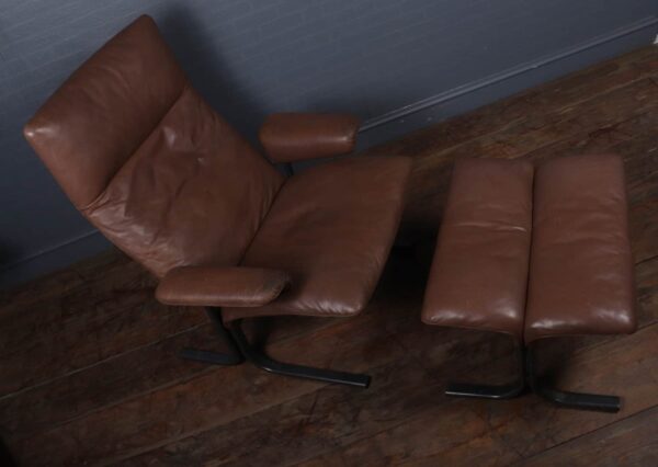 De Sede Lounge Chair and Footstool Set Model DS 2030 c1980s Antique Chairs 10