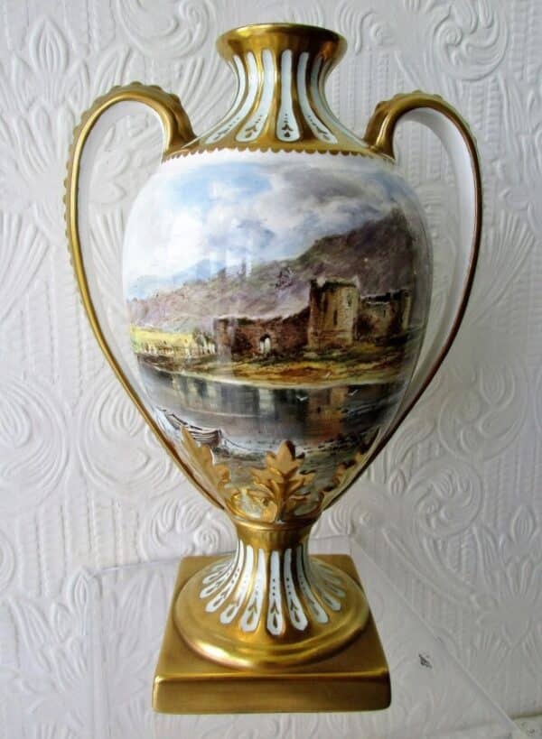 Inverlochy Castle Vase