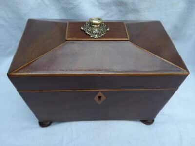 Georgian mahogany tea caddy circa 1800 - Image 8