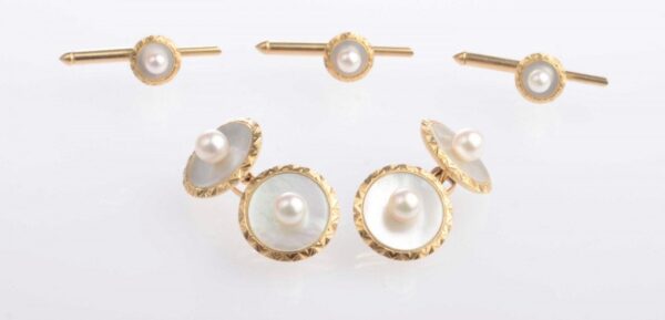 Mikimoto 14K Gents Akoya and Mother of Pearl Dress Set.Gents Dress Set,Mikimoto Dress Set,Pearl Dress Set,Vintage Gentlemens Dress Set - Image 2