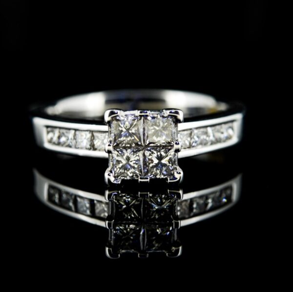 18ct White gold Channel Set Princess Cut Diamond Ring| Princess Diamond Ring| Channel Set 18ct White Gold Diamond Ring Diamond Antique Jewellery 3