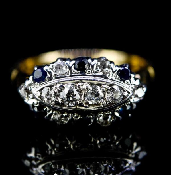 18ct Sapphire and Diamond Boat Shape Ring,Sapphire and Diamond Vintage Boat Shape Ring