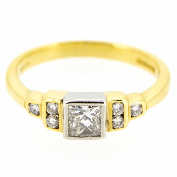 18ct Seven Stone Diamond Engagement Ring|18ct Diamond Engagement Ring| Princess Cut 18ct Engagement Ring