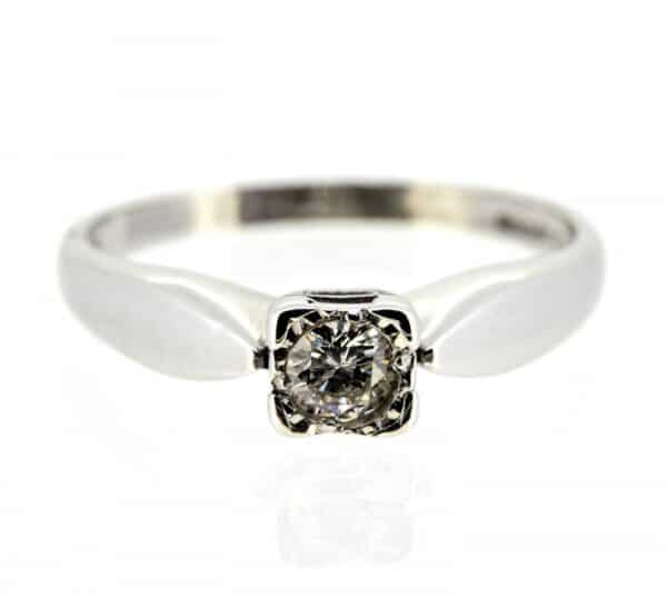 Brilliant Cut Diamond Engagement Ring