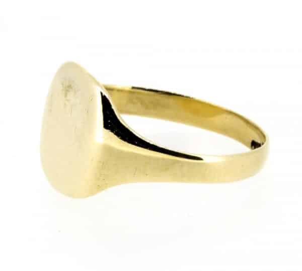 9ct Antique Signet Ring, Gents 9ct Signet ring, 9ct Cushion Signet ring ring Antique Jewellery 4