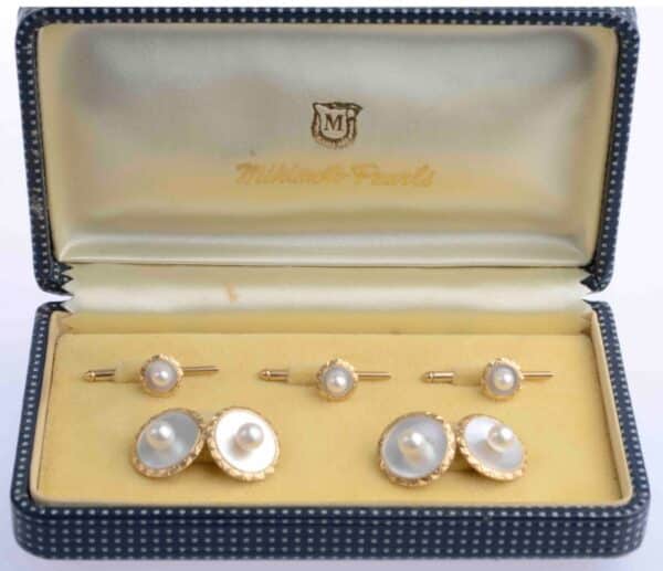 Mikimoto 14K Gents Akoya and Mother of Pearl Dress Set.Gents Dress Set,Mikimoto Dress Set,Pearl Dress Set,Vintage Gentlemens Dress Set