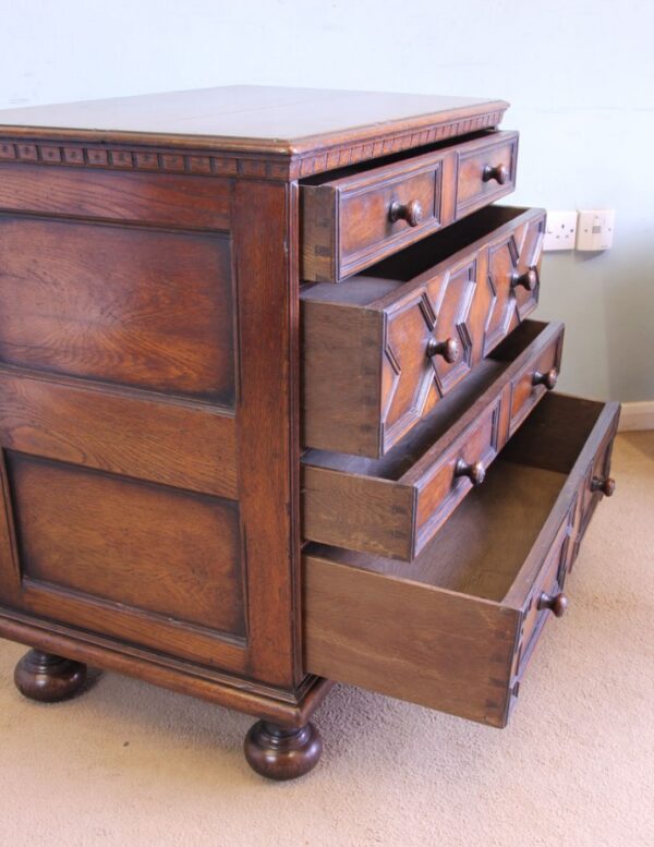 Antique Oak Chest of Drawers. - Image 11