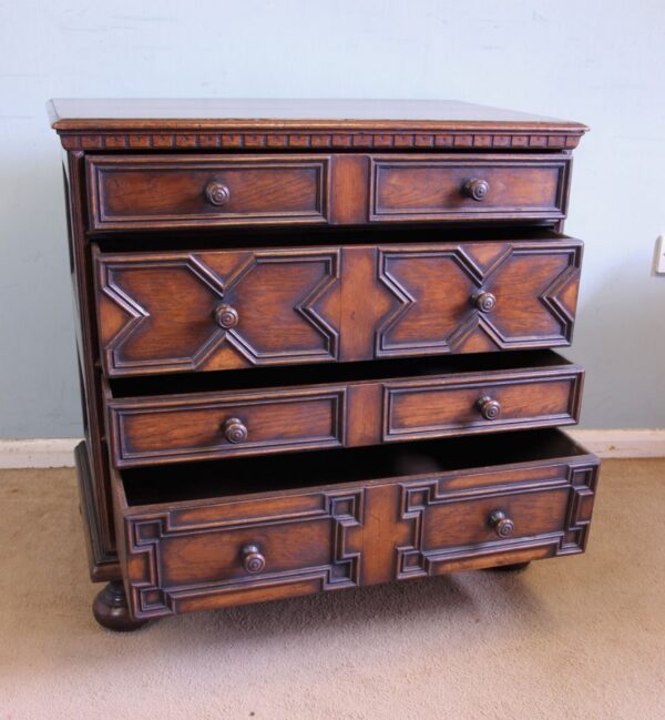 Antique Oak Chest of Drawers. - Image 7