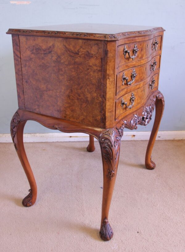 Burr Walnut Queen Anne Style Shaped Side Table burr walnut Antique Furniture 7