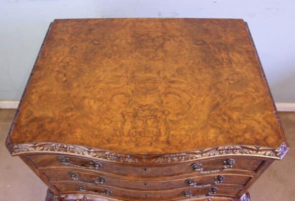 Burr Walnut Queen Anne Style Shaped Side Table - Image 6