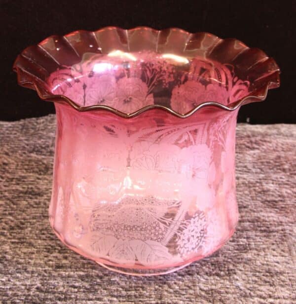 Antique Victorian Cranberry Glass Frilled Oil Lamp Shade - Image 4