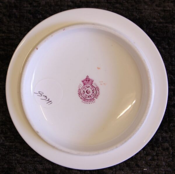 Antique Royal Worcester Blush Ivory Lidded Jar - Image 9