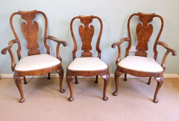 A Superb Set of Eight Burr Walnut Dining Chairs - Image 3