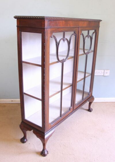 Antique Mahogany Glazed Display Cabinet. - Image 3