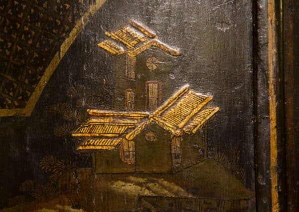 18thc bowfronted lacquered corner cupboard - Image 9