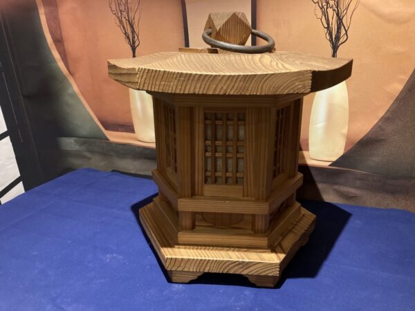 Snow viewing lantern