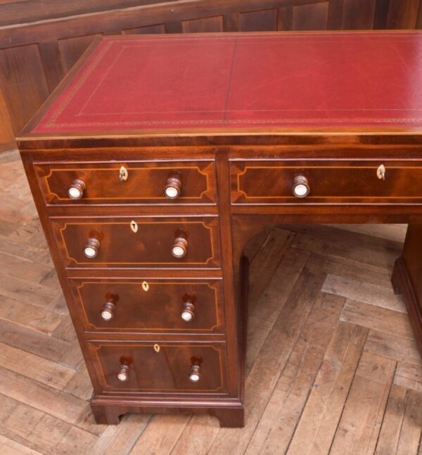 Stunning Quality Edwardian Mahogany Knee Hole Desk By Maple And Co London SAI2075 - Image 6