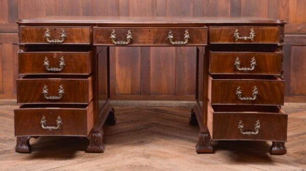 Outstanding Quality Gillows Partners Writing Desk SAI2103 - Image 5