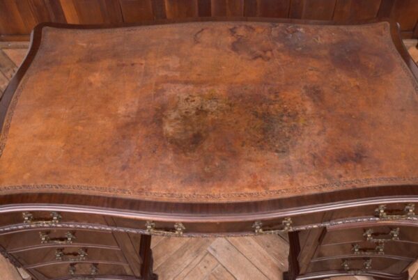 Outstanding Quality Gillows Partners Writing Desk SAI2103 - Image 9