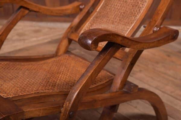 Fantastic Folding Walnut And Cane Steamer Chair SAI2125 - Image 3