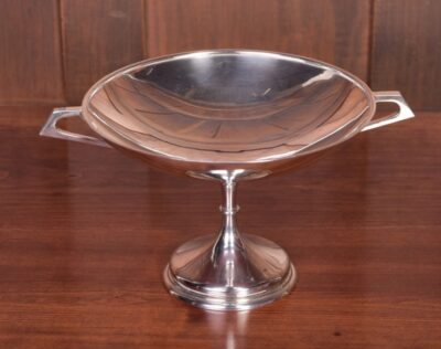 Solid Silver Tazza Walker And Hall 1911 SAI2130 - Image 2